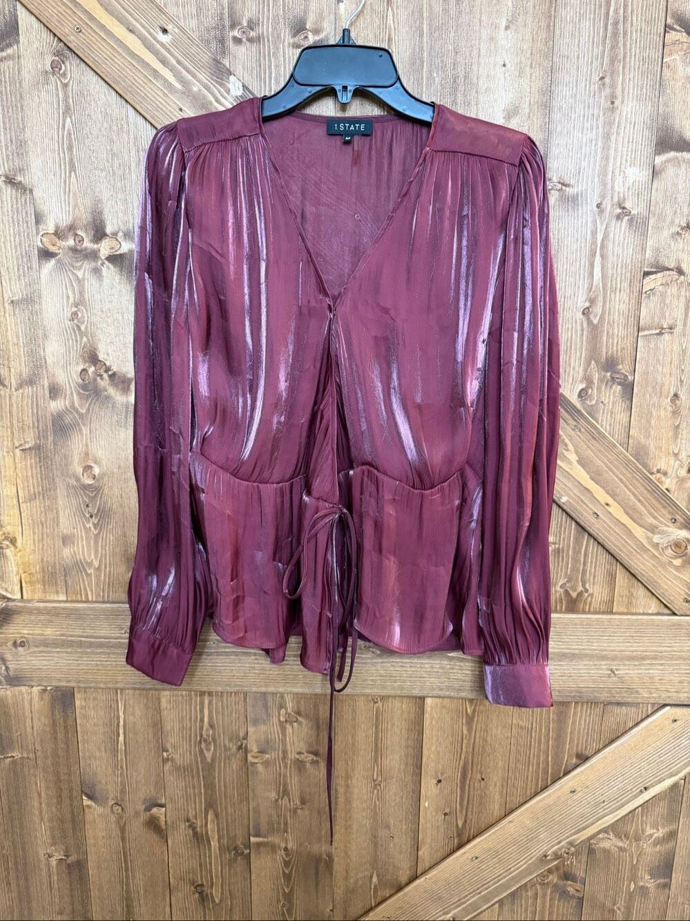 1.STATE Women’s Medium Burgundy Metallic Shimmer Wrap Front Tie Waist Blouse (93